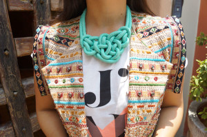 paloma-marum-fashion-blogger--boho-vest--necklace