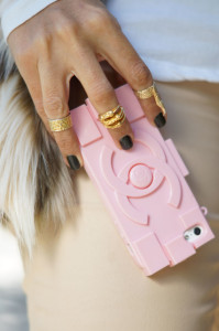 paloma-marum-fashion-blogger-camo-faux-fur-vest-case