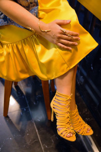 shoes-yellow-dress-camiseria-PM